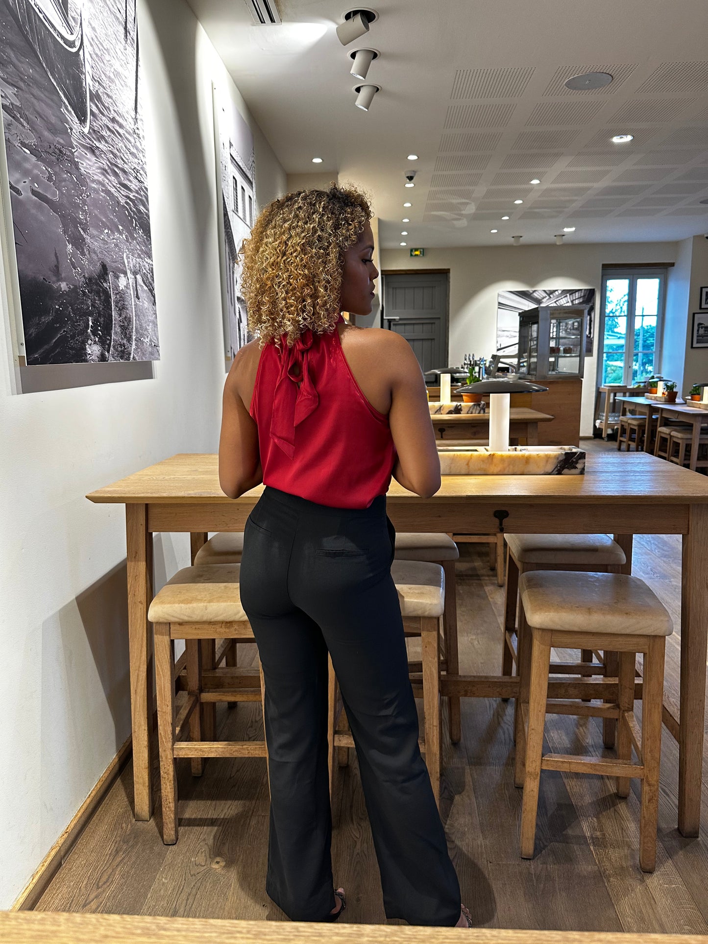 Haut rouge satiné Adélaïde
